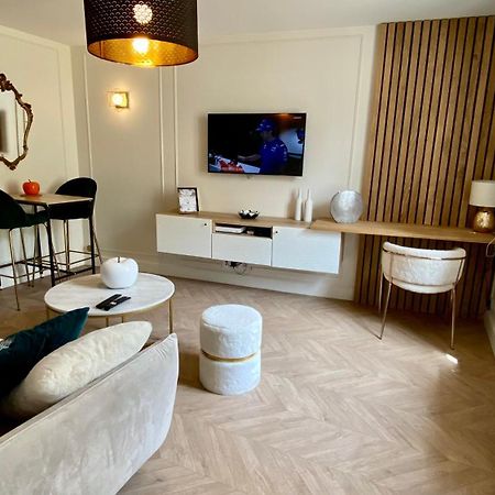 Superbe Appartement Terrasse Et Parking Gratuit Auxerre Dış mekan fotoğraf
