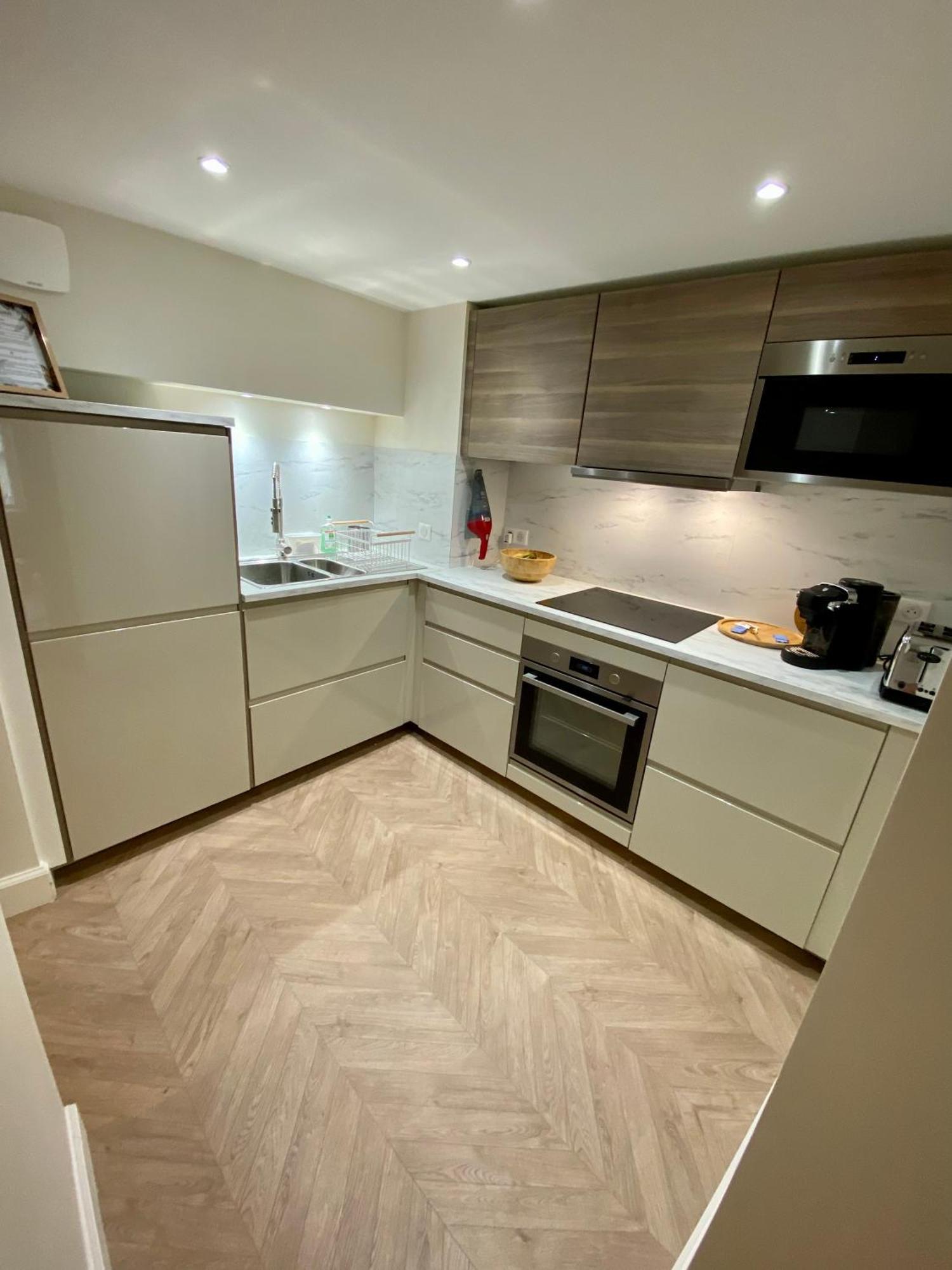 Superbe Appartement Terrasse Et Parking Gratuit Auxerre Dış mekan fotoğraf